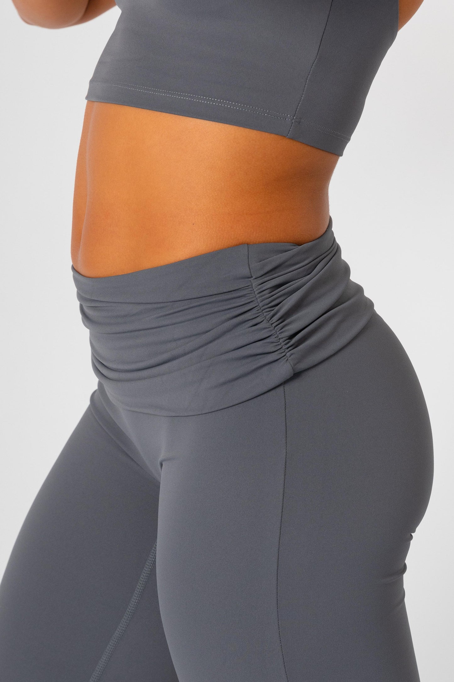 Fold over kick Flair Trousers
Gray