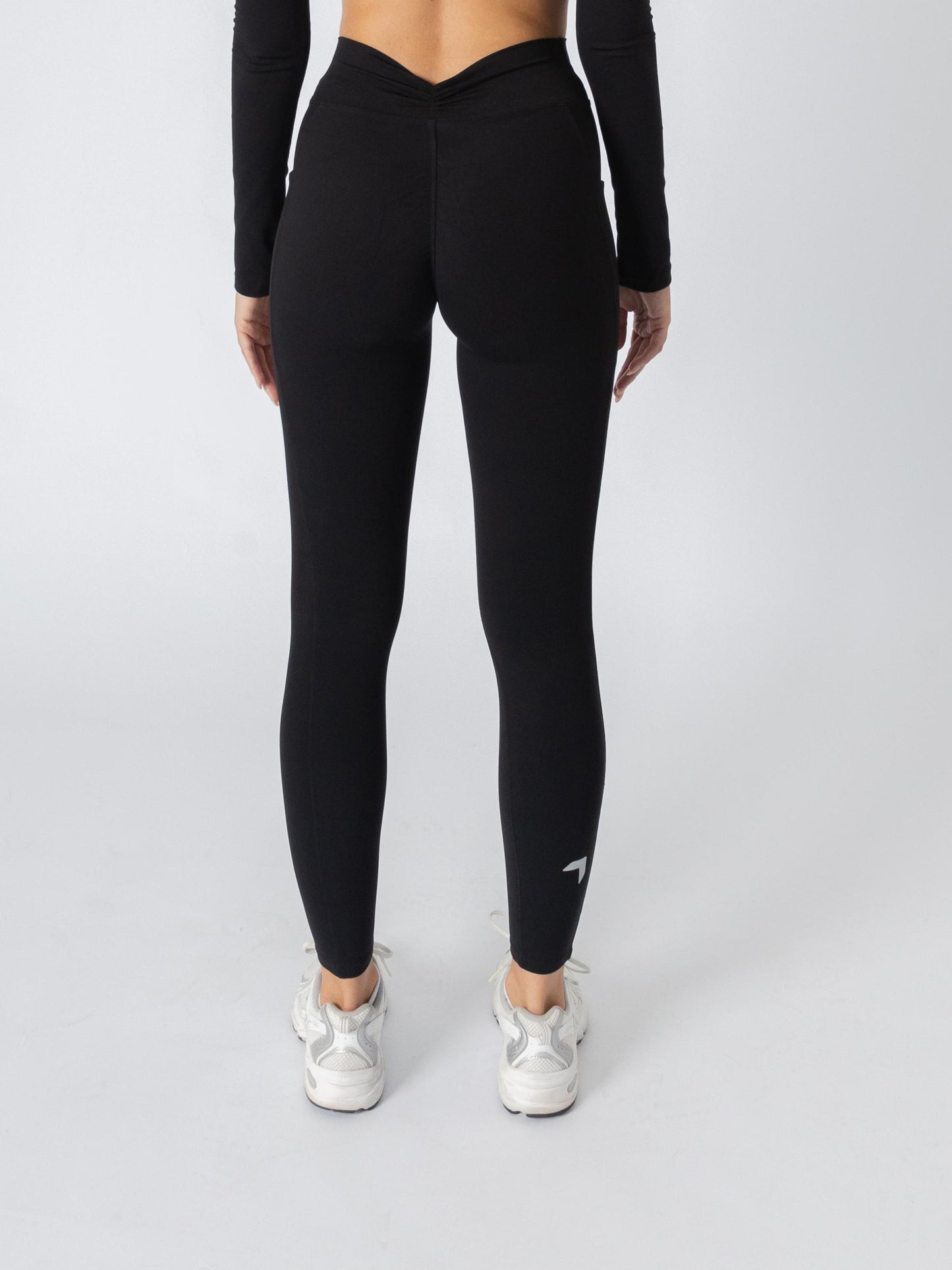 Soft Contrast-Trim Leggings Black with pockets