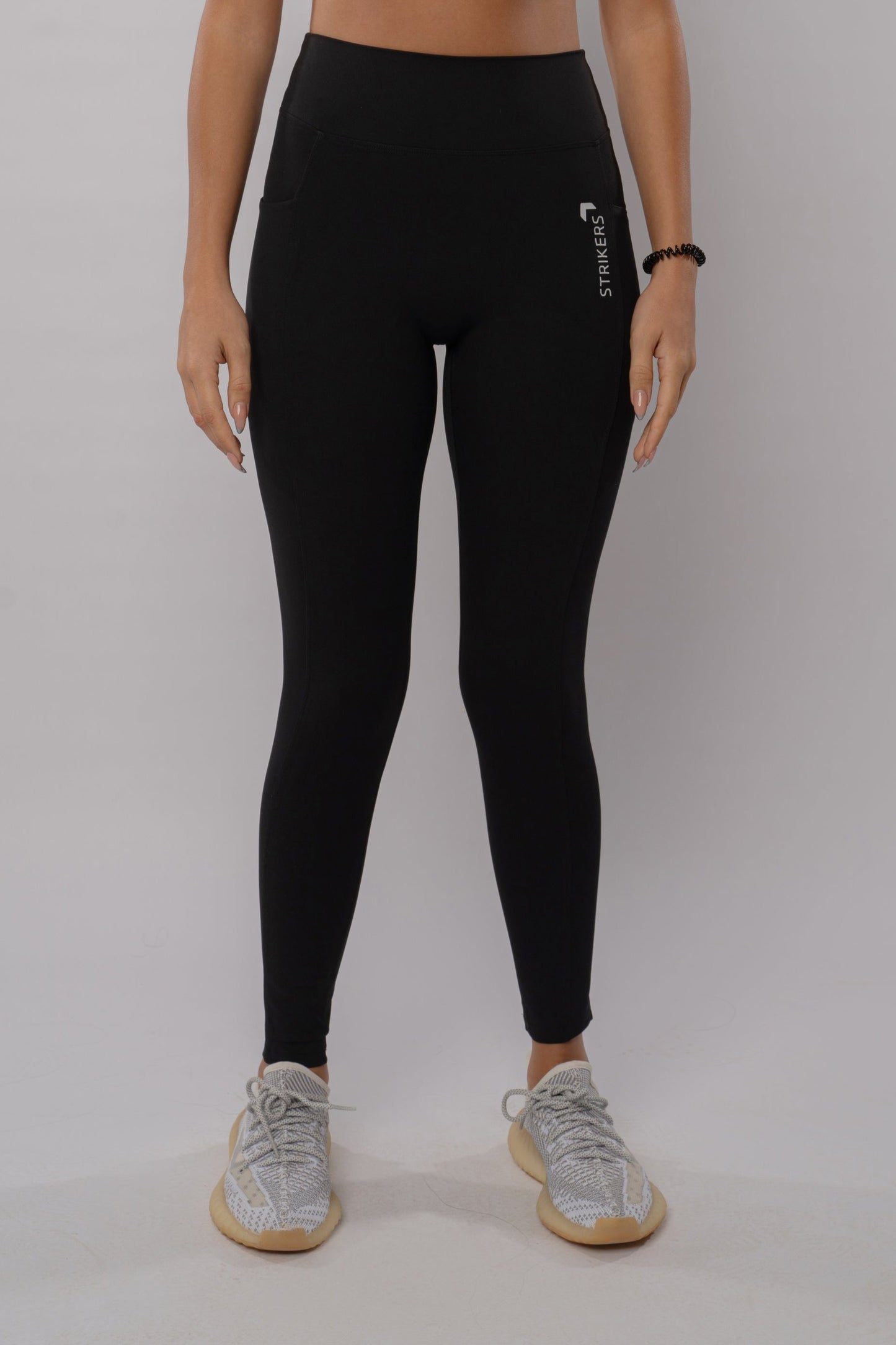 Soft Contrast-Trim Leggings Black with pockets