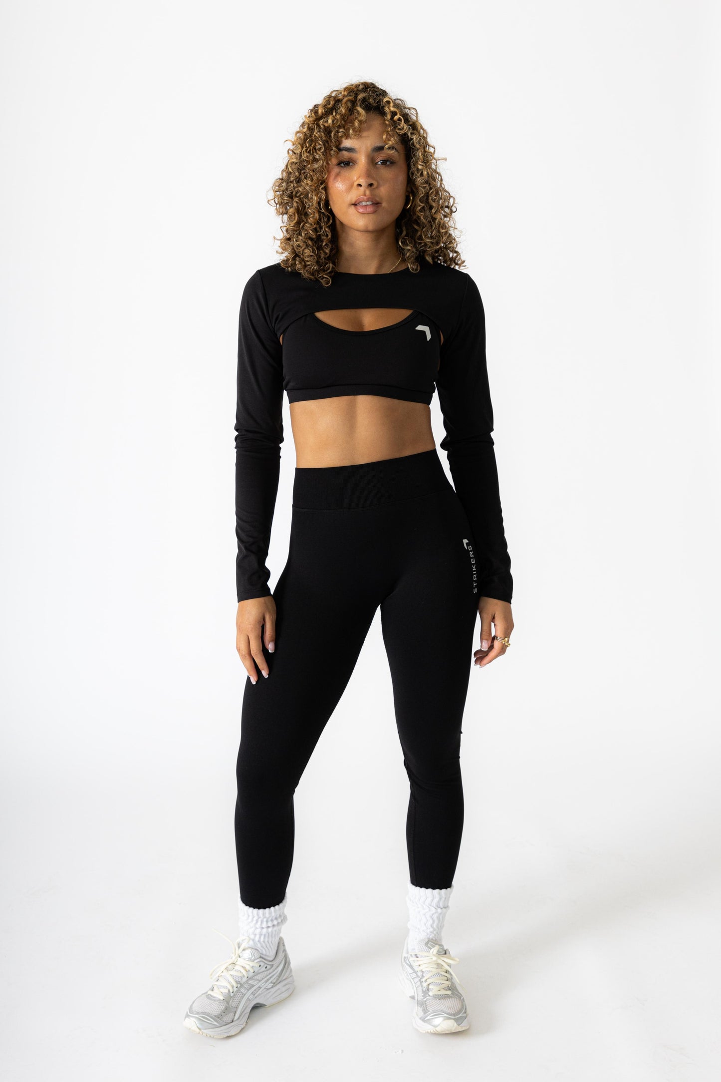 Shrug Soft+Bra Active black
